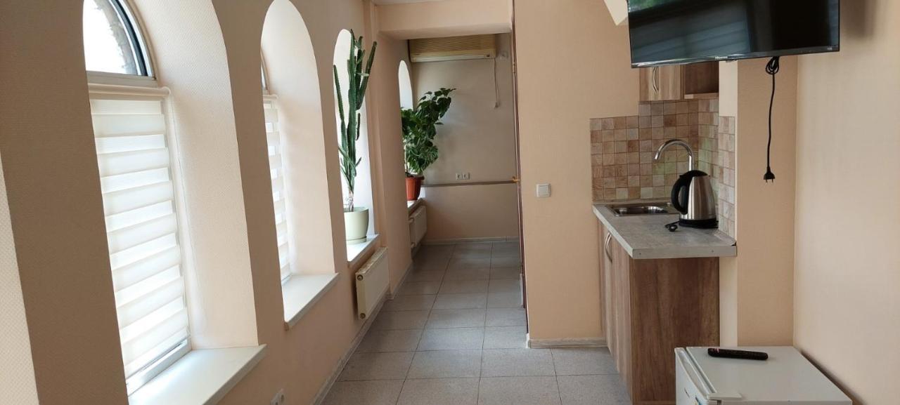 Bunker Best Mini-Hotel Киев Экстерьер фото