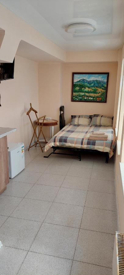 Bunker Best Mini-Hotel Киев Экстерьер фото